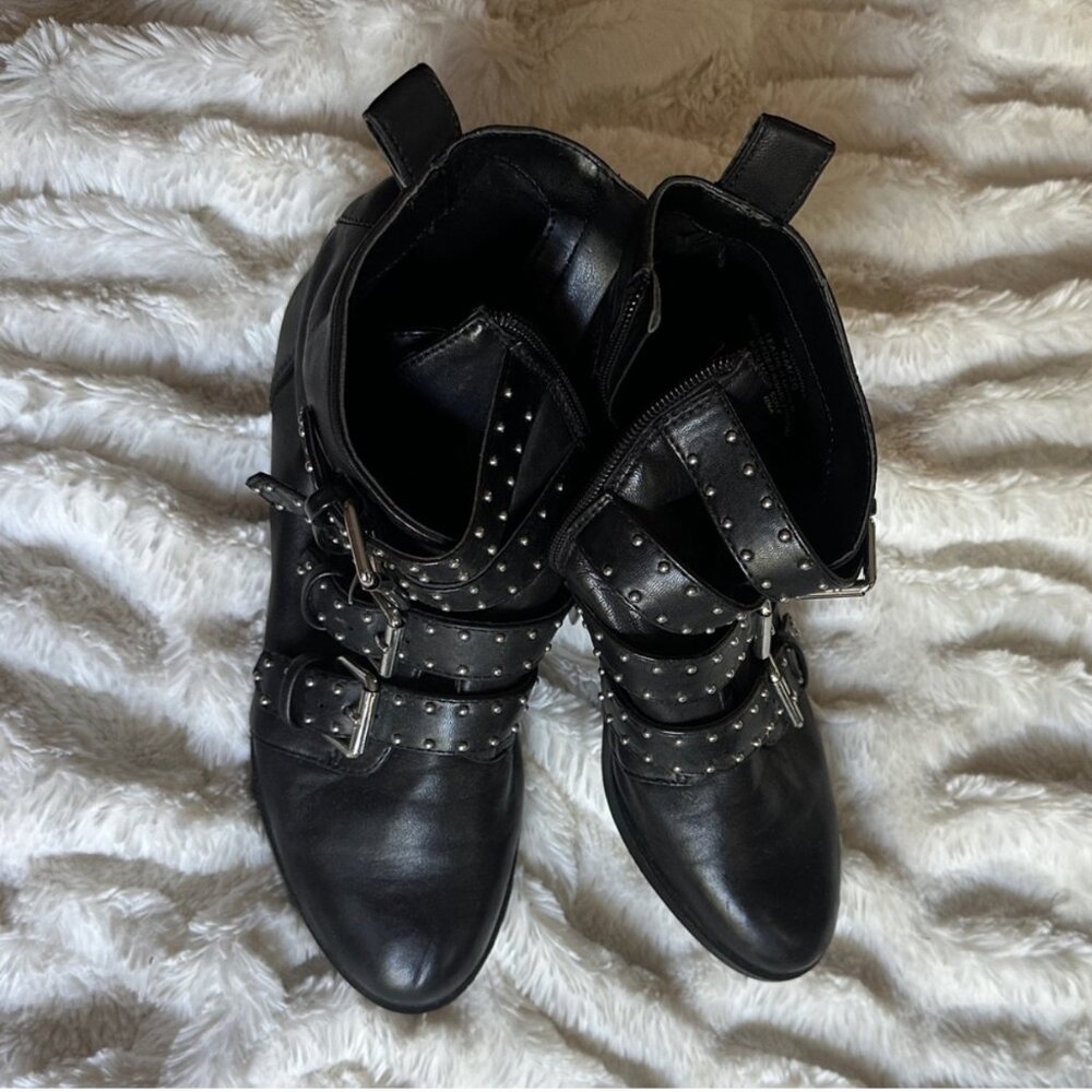 Vince Camuto - Corvina Leather Studded Buckle Moto Booties